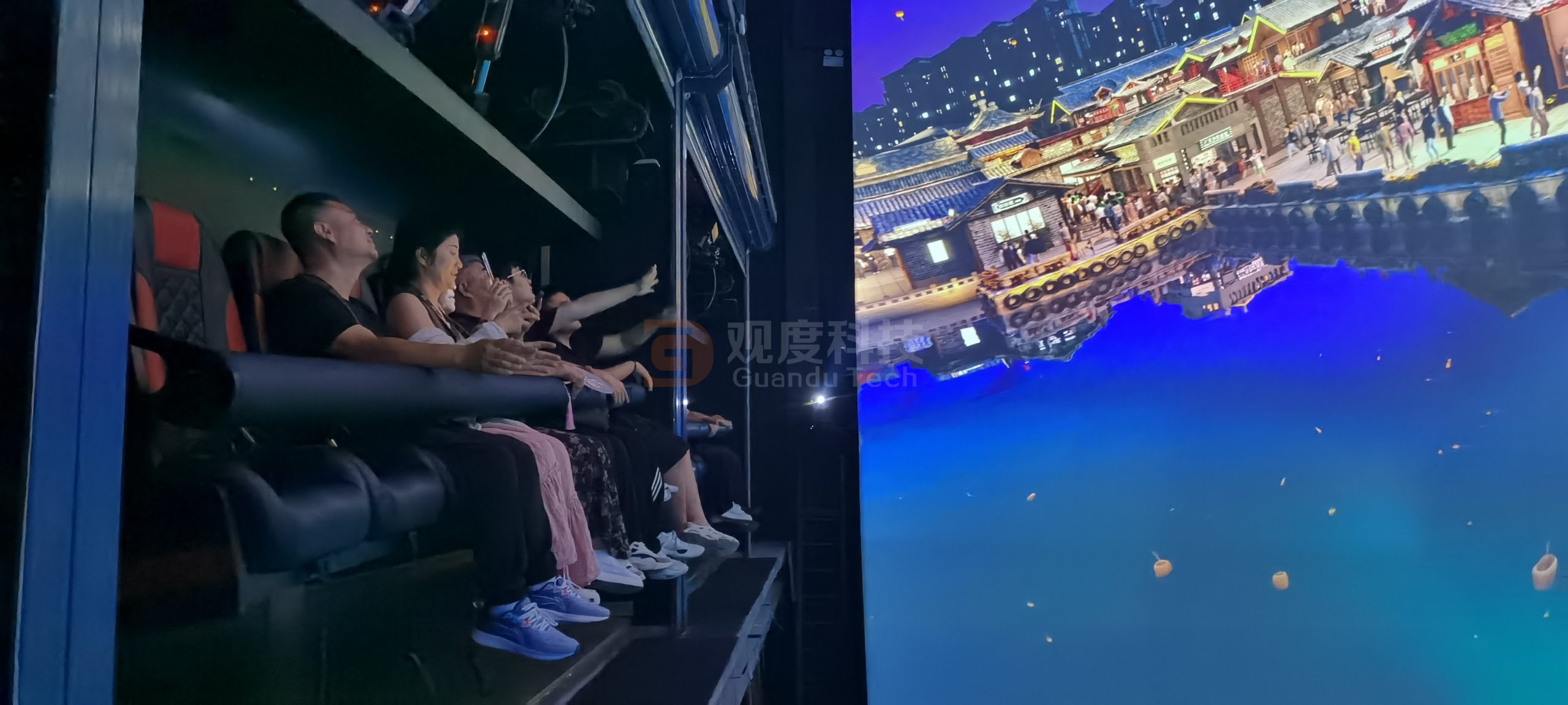 飞越河北球幕飞行影院：观度科技带你开启梦幻之旅