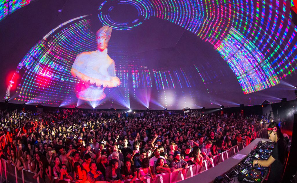 球幕影院打造网红现象级，跨界融合给文旅行业带来的极致体验