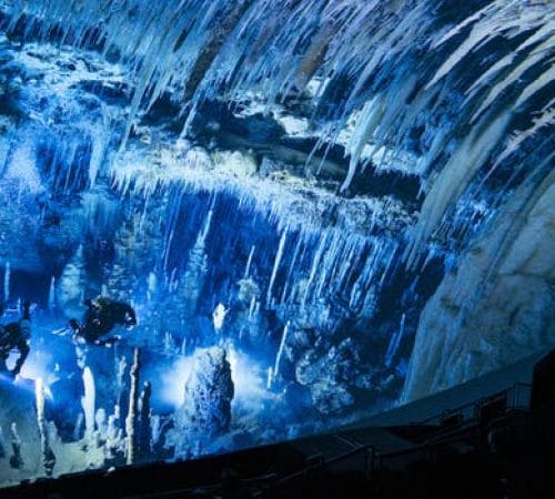 球幕投影特性介绍