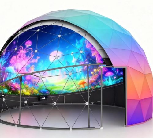 深职大校园惊现神奇移动教室，高沉浸感的观影让课堂变得生动有趣